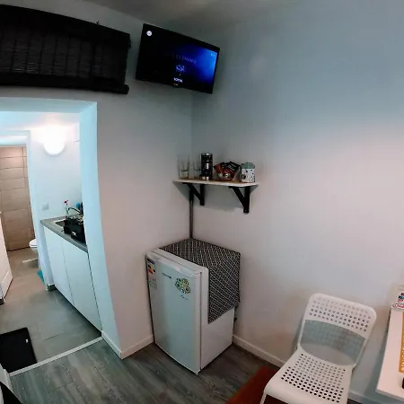 Apartment Studio Happy